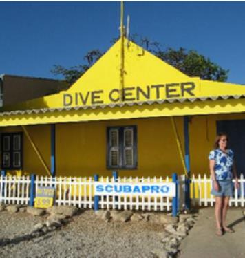 Dive Friends at Dive Inn