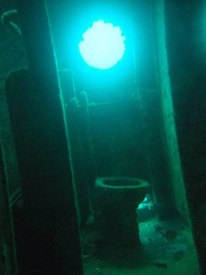 Inside the wreck , great shallow wreck site