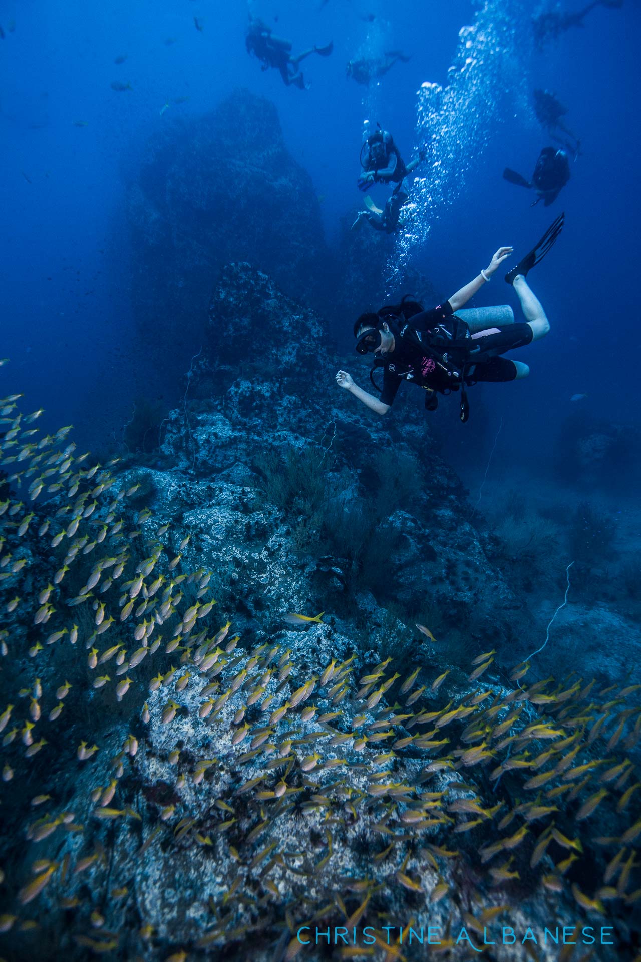 This girl absolutely loved posing for the camera! Fun with fun divers at chumphon Pinnacle... 