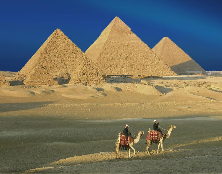 pyramiden ägypten www.ausfluegehurghada.com