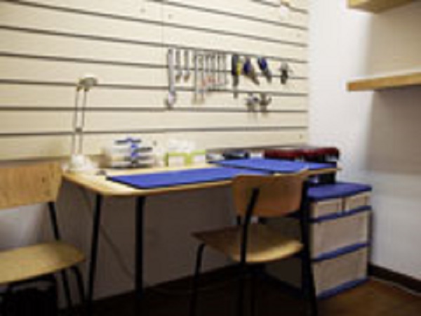 Servicing center, We offer servicing on a wide selection of Brands and equipment.